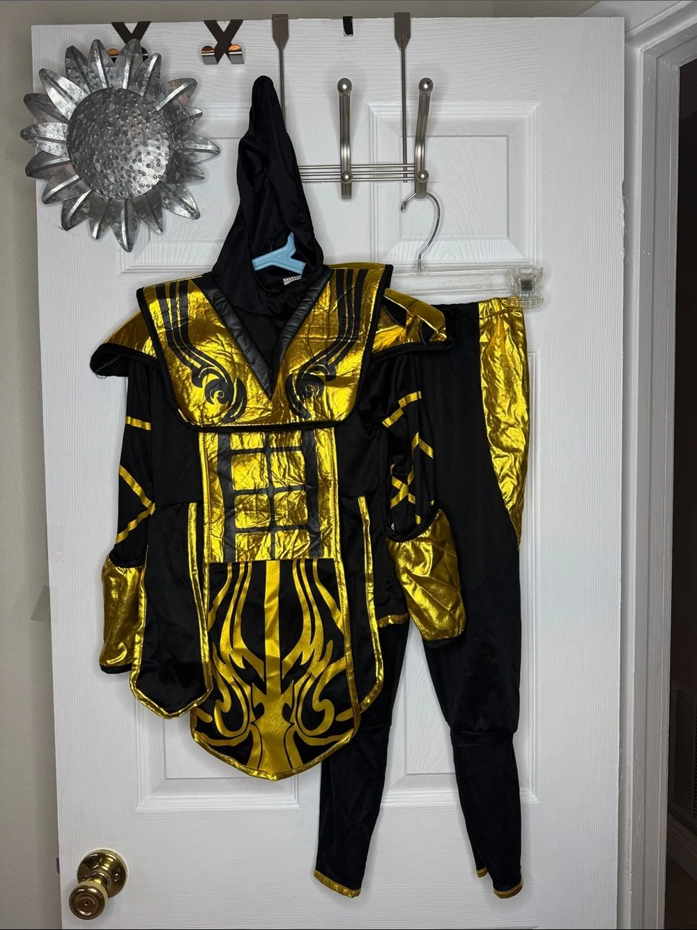 Spooktacular Creations Boy Golden Ninja Combat Costume. Sz Small.